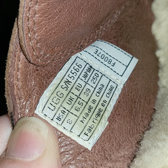 Ugg Molly Slip On Heeled Mule - Picture 5 of 10